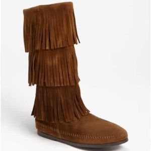 Minnetonka Moccasin 3-Layer Fringe Boot